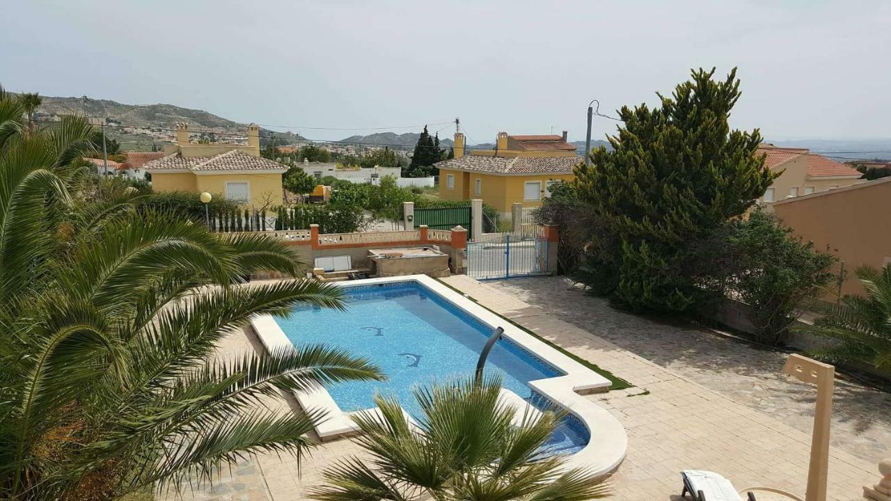 Casa De Los Amigos Busot Luaran gambar